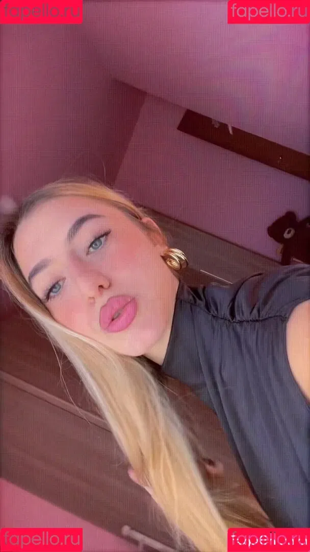 Benedetta Banfi Onlyfans Photo Gallery 