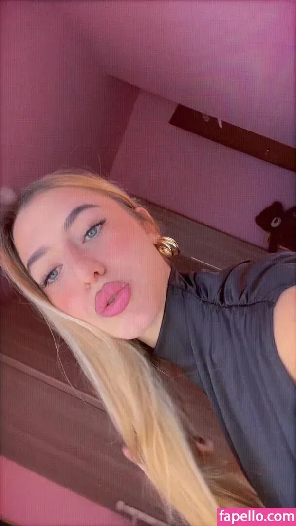 Benedetta Banfi Onlyfans Photo Gallery 