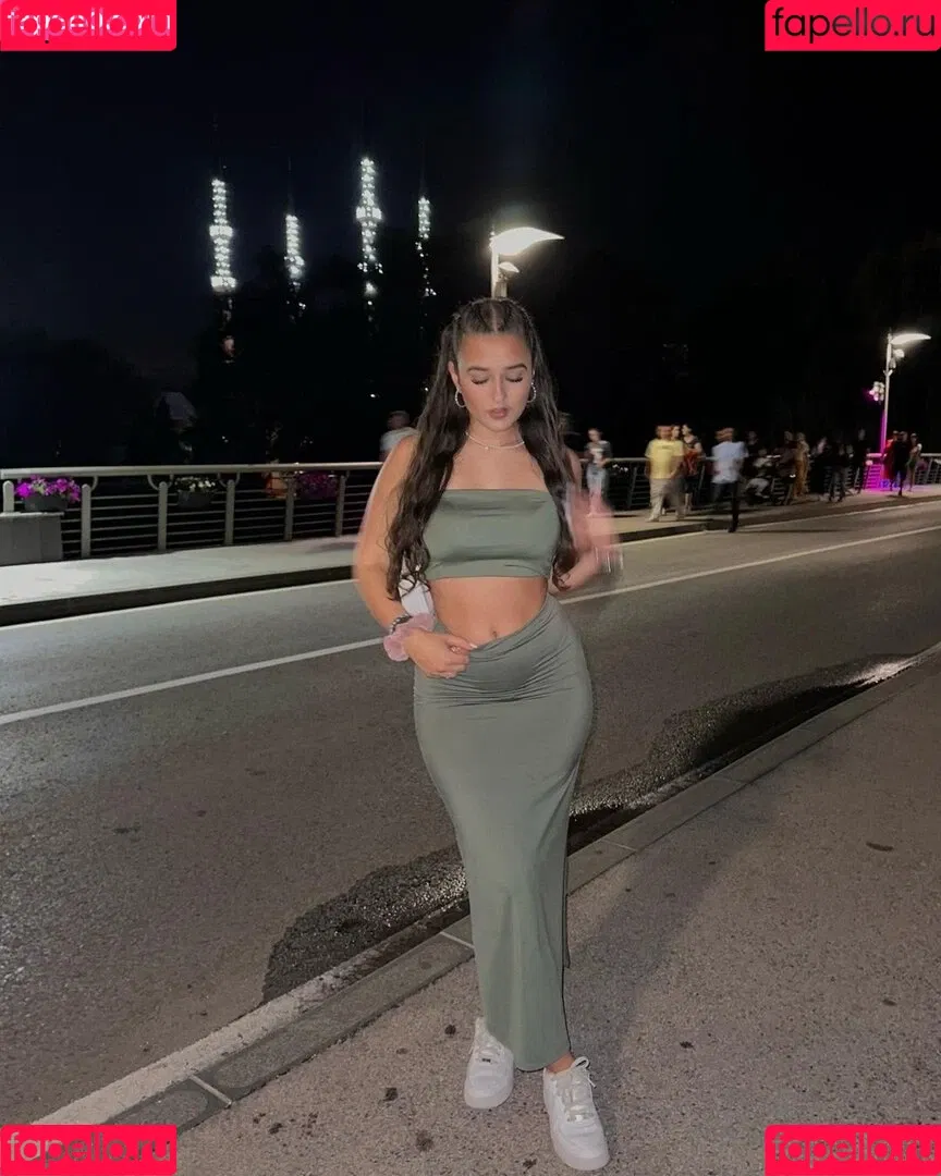 Lotti Aisha Greinwald Onlyfans Photo Gallery 