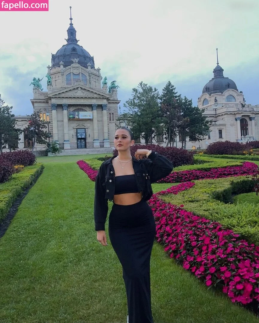 Lotti Aisha Greinwald Onlyfans Photo Gallery 