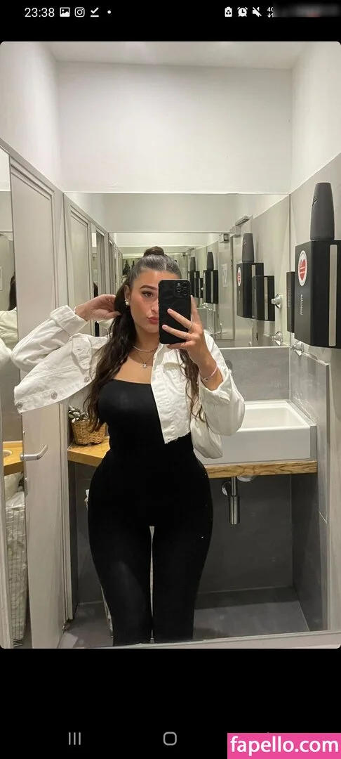 Lotti Aisha Greinwald Onlyfans Photo Gallery 