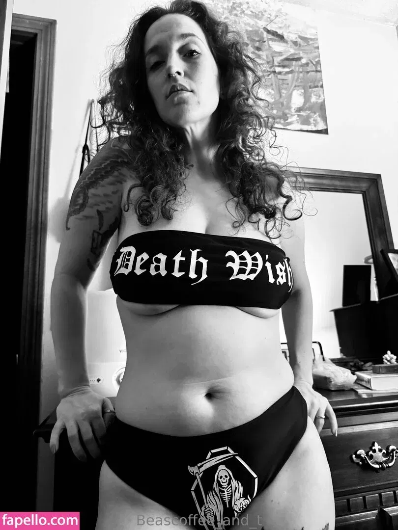 coffeeandt78 Onlyfans Photo Gallery 