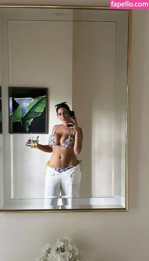 Lyss Savage Onlyfans Photo Gallery 