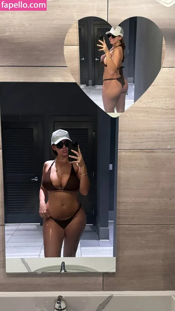 Lyss Savage Onlyfans Photo Gallery 