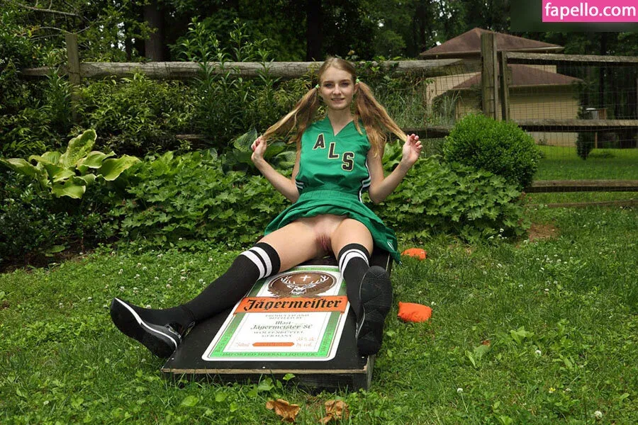 Hannah Hawthorne Onlyfans Photo Gallery 