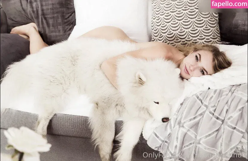 Hannah Hawthorne Onlyfans Photo Gallery 