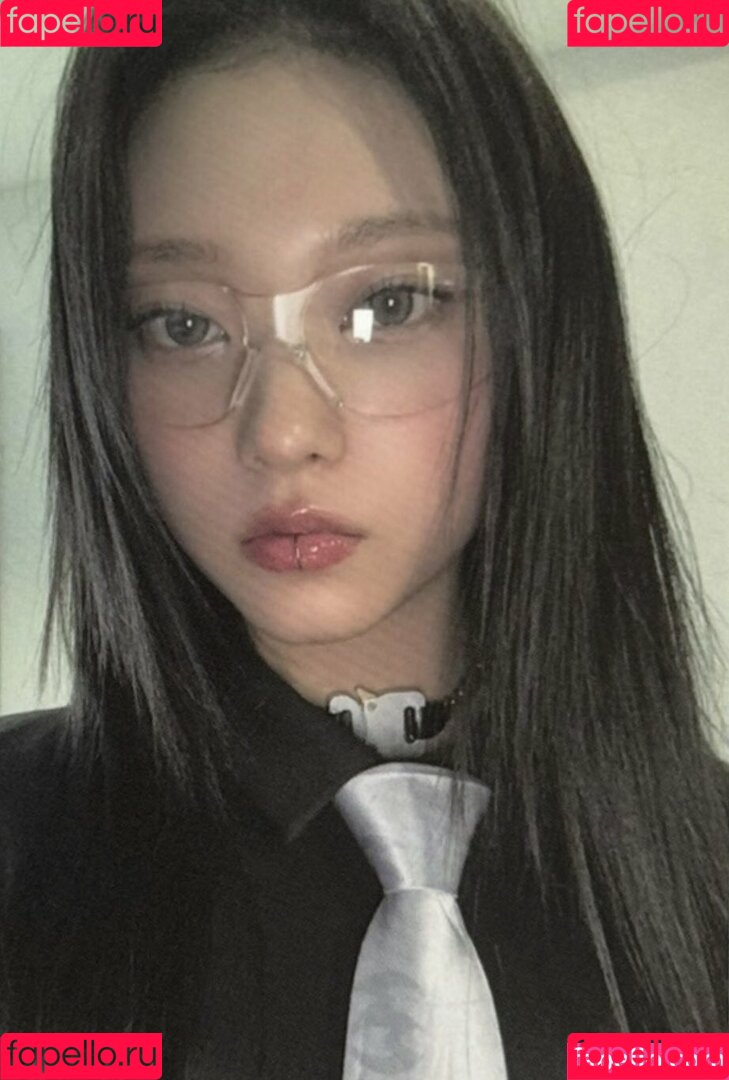 Haerin Onlyfans Photo Gallery 