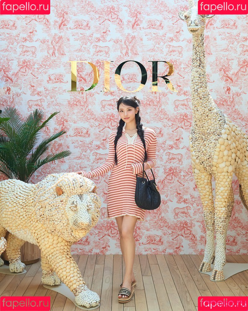 Haerin Onlyfans Photo Gallery 