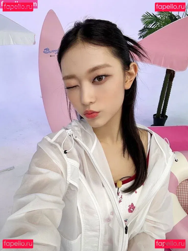 Haerin Onlyfans Photo Gallery 