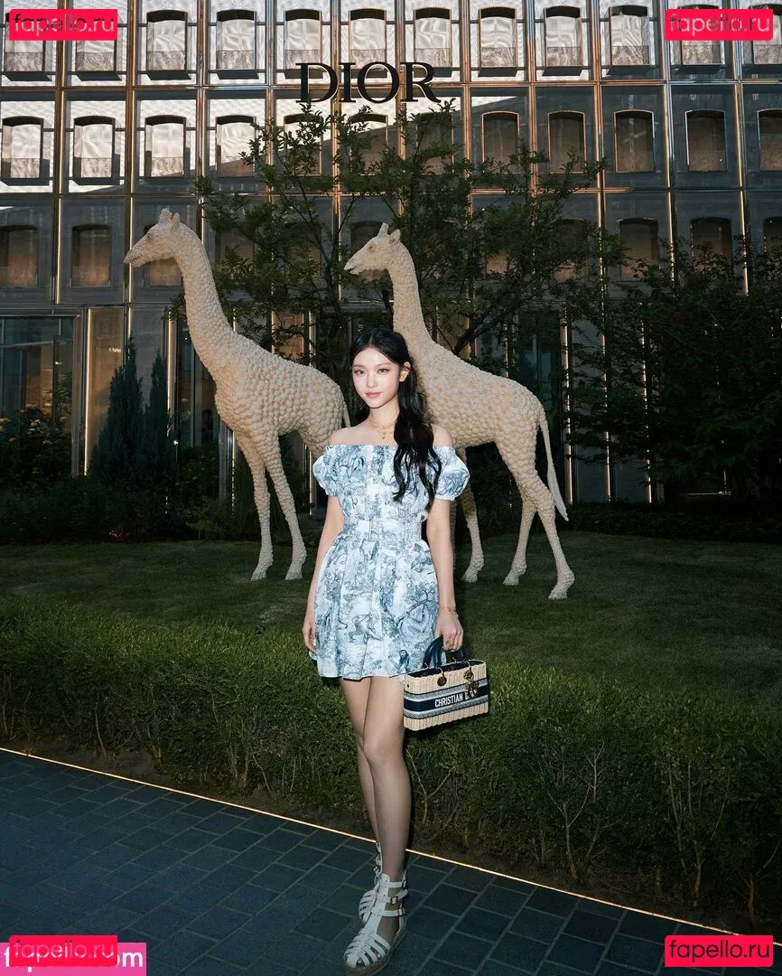 Haerin Onlyfans Photo Gallery 