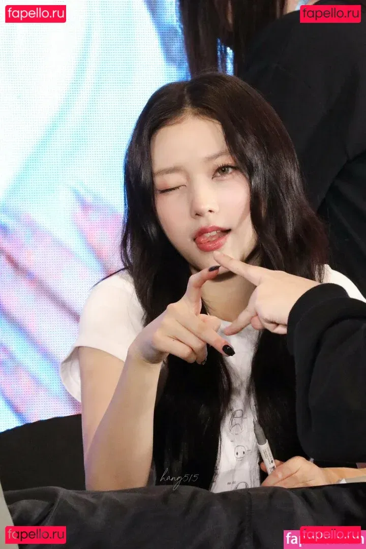 Haerin Onlyfans Photo Gallery 