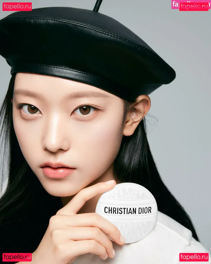 Haerin Onlyfans Photo Gallery 