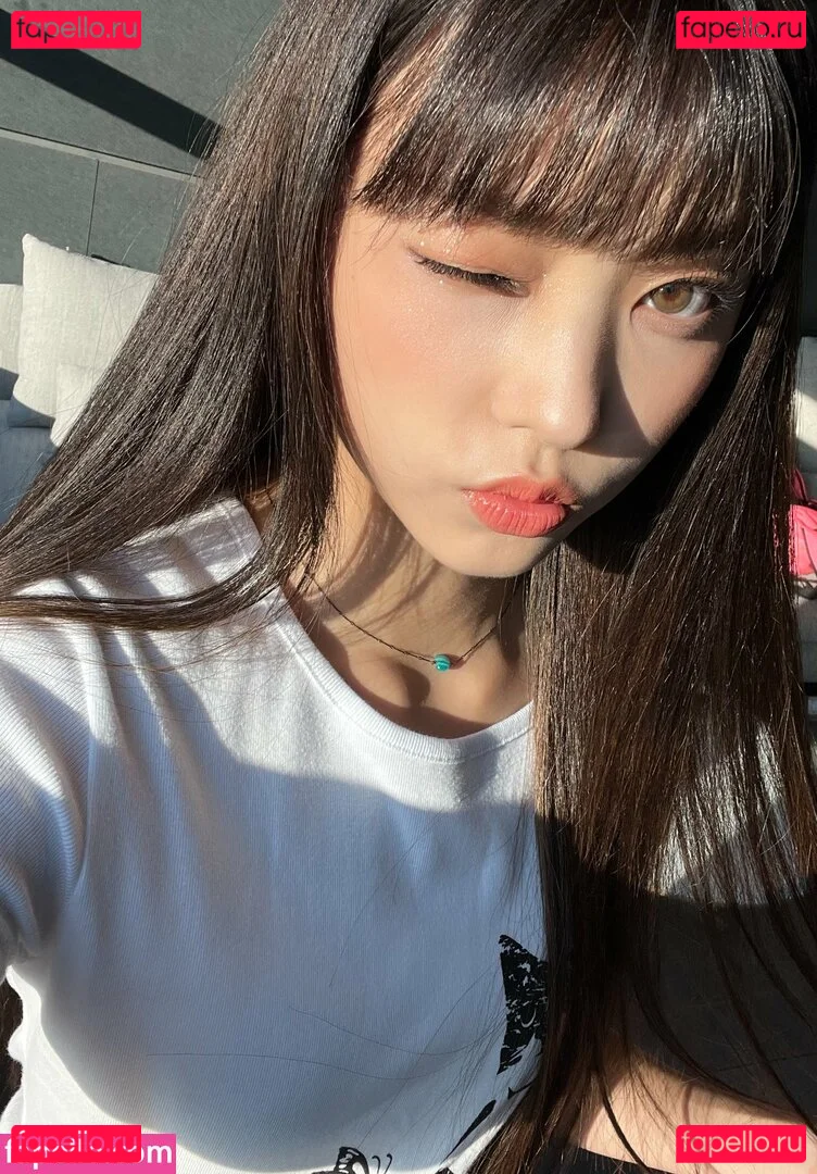 Haerin Onlyfans Photo Gallery 