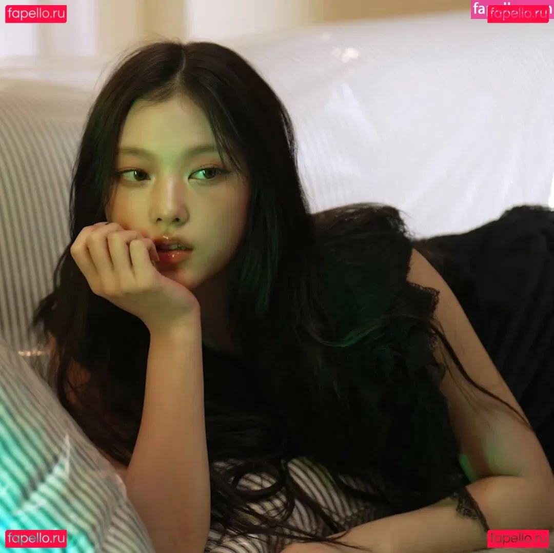 Haerin Onlyfans Photo Gallery 