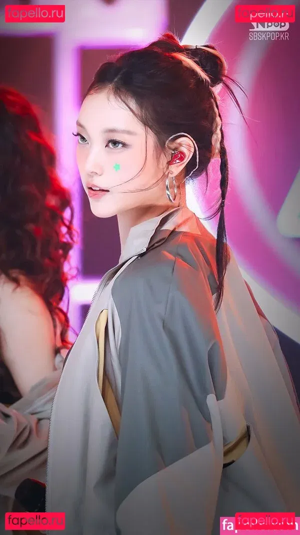 Haerin Onlyfans Photo Gallery 