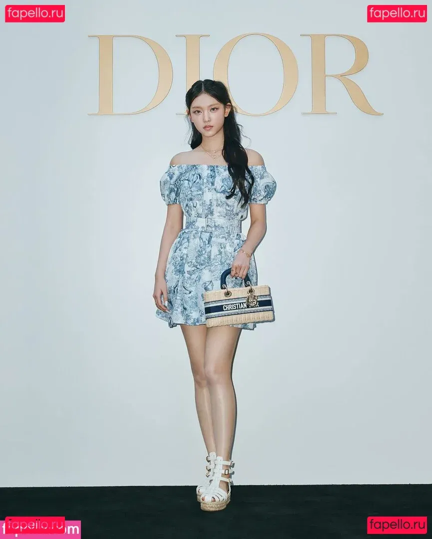 Haerin Onlyfans Photo Gallery 