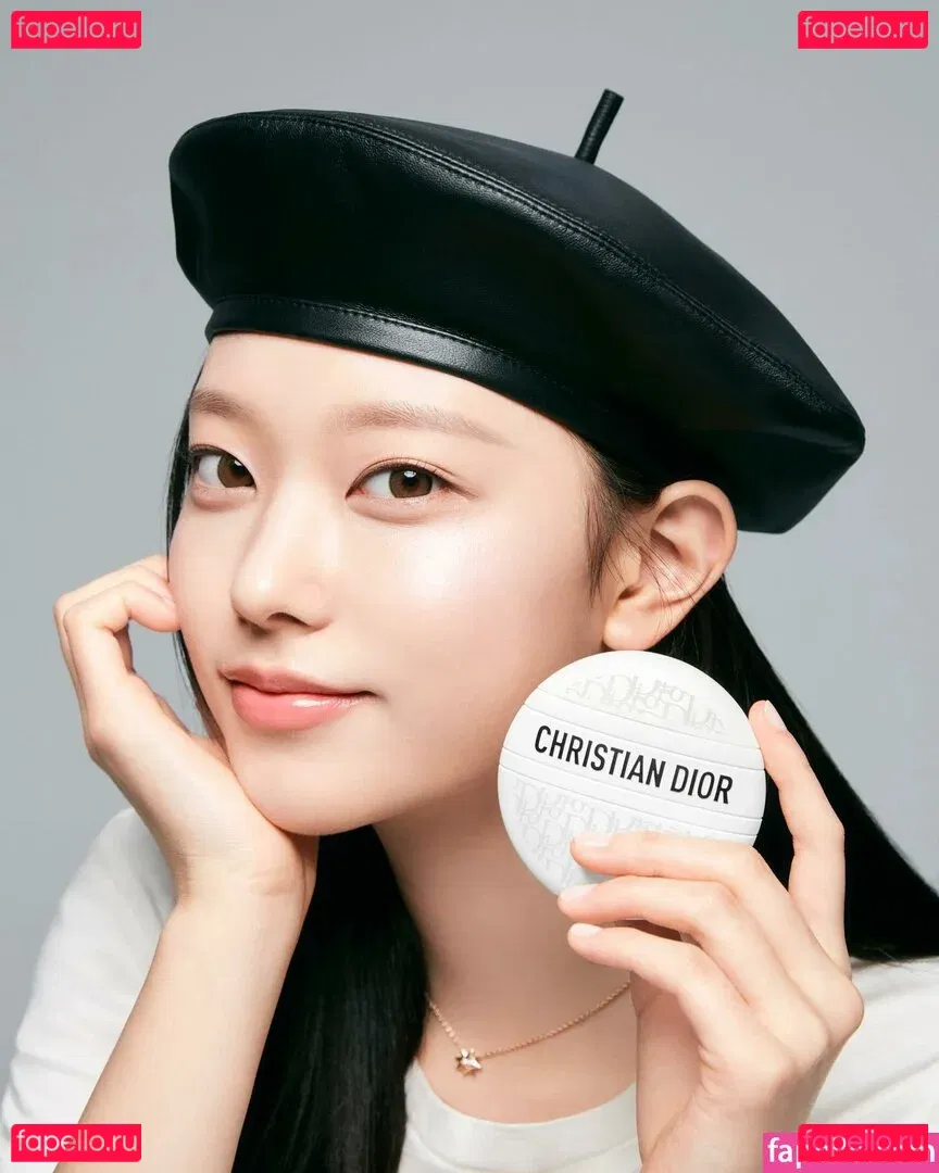 Haerin Onlyfans Photo Gallery 