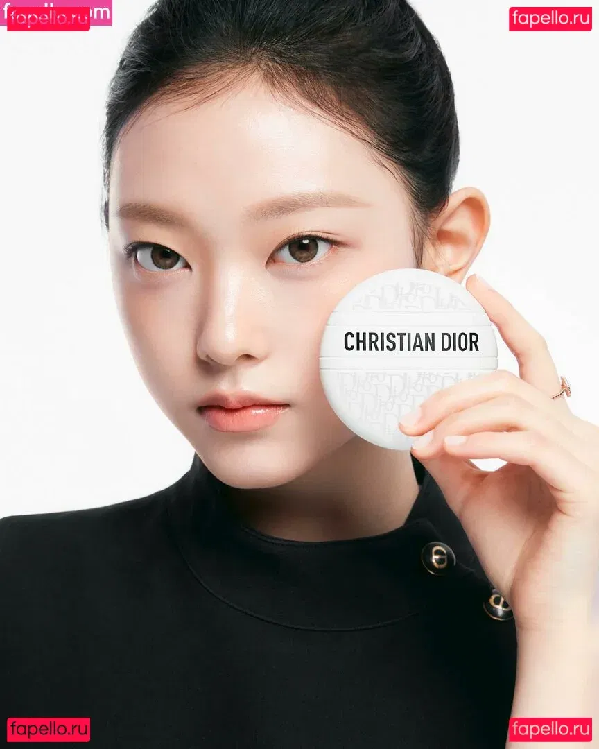 Haerin Onlyfans Photo Gallery 