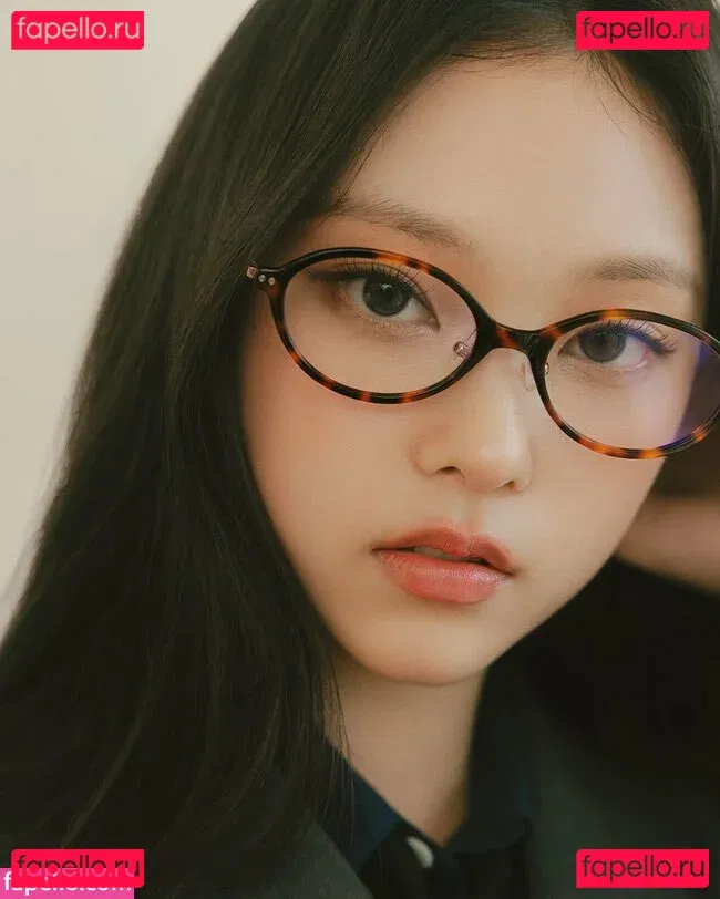 Haerin Onlyfans Photo Gallery 