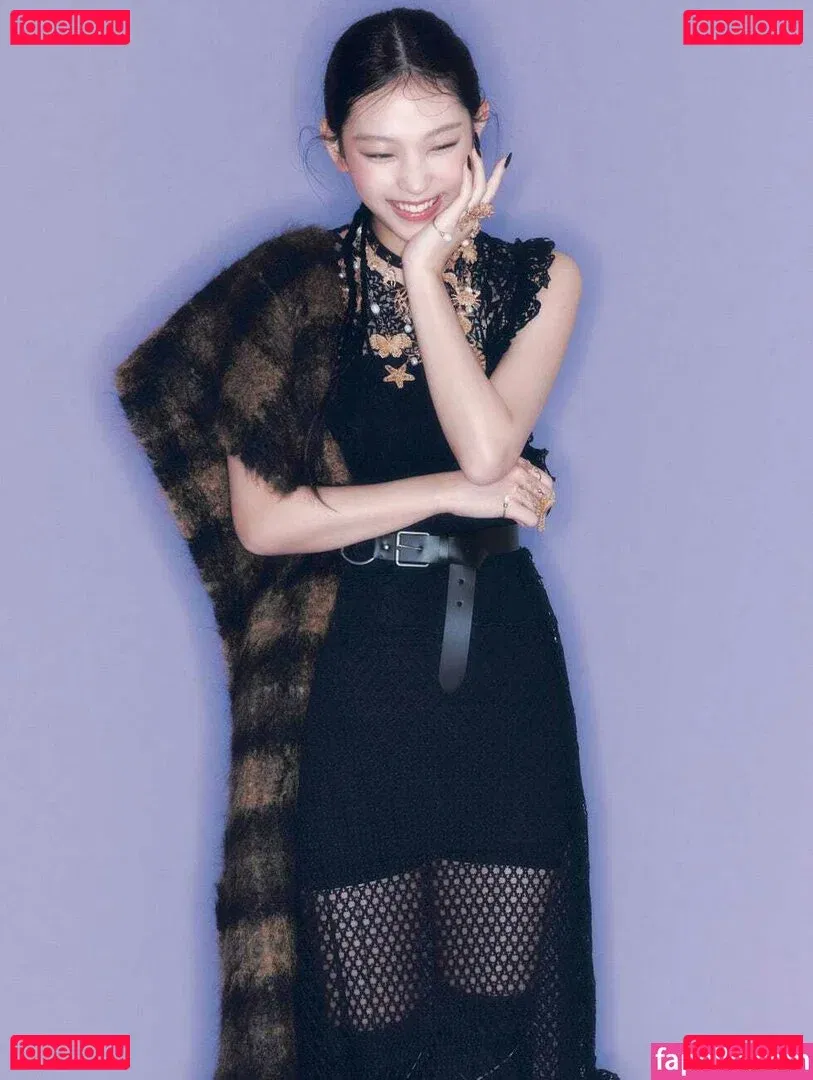 Haerin Onlyfans Photo Gallery 