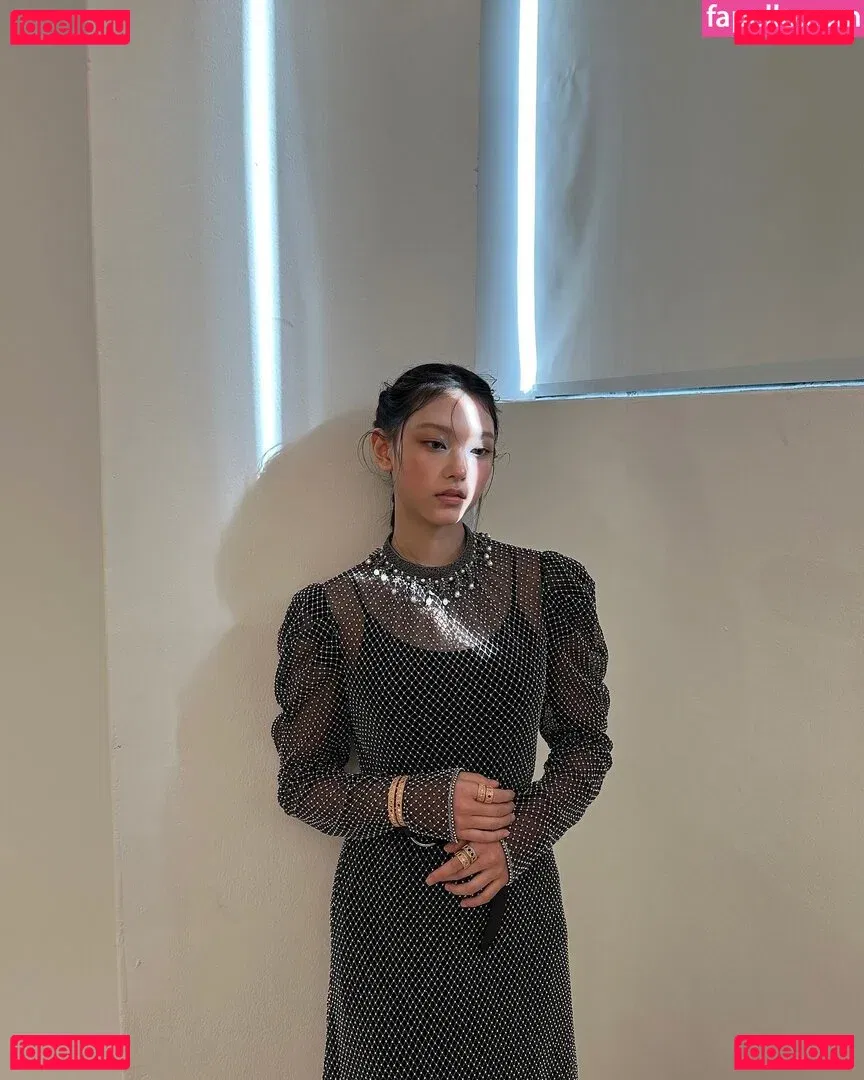 Haerin Onlyfans Photo Gallery 