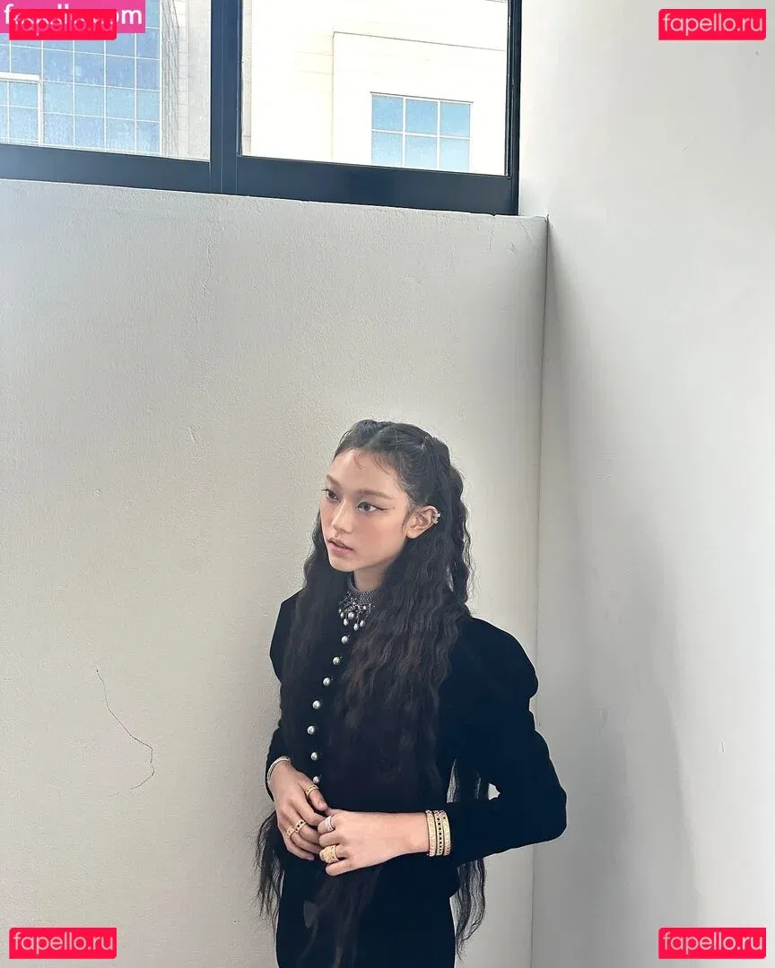 Haerin Onlyfans Photo Gallery 