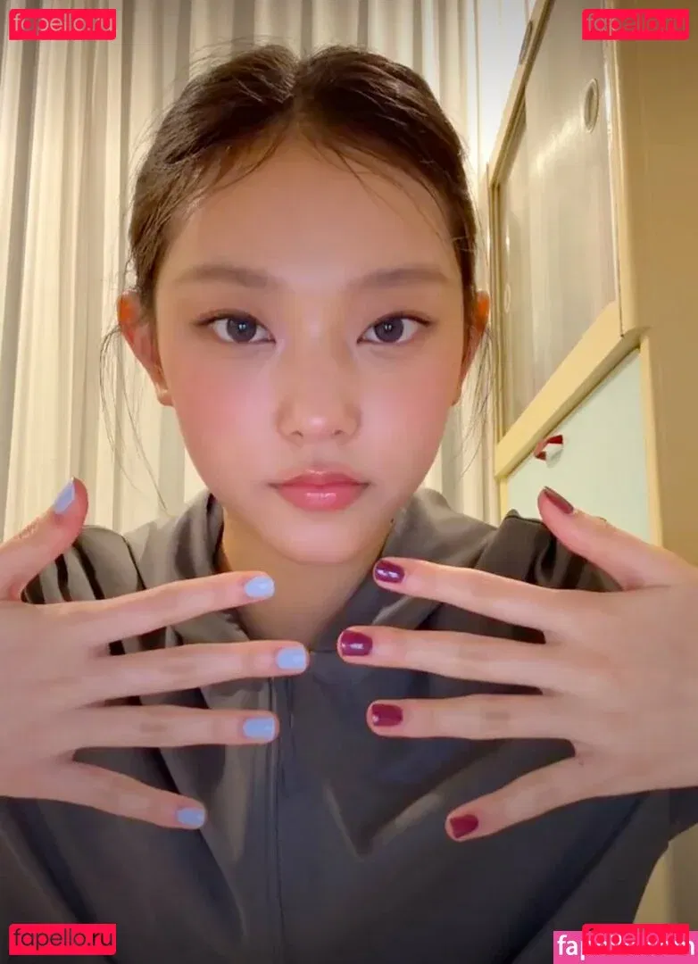 Haerin Onlyfans Photo Gallery 