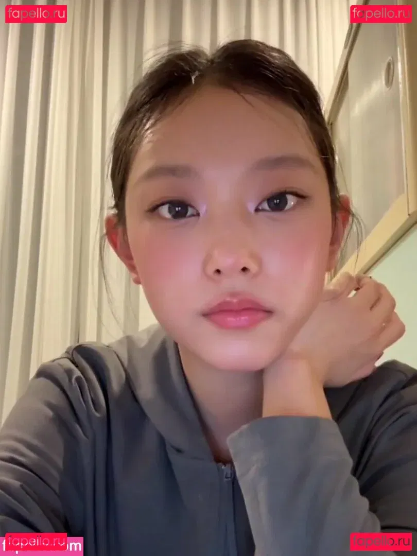 Haerin Onlyfans Photo Gallery 