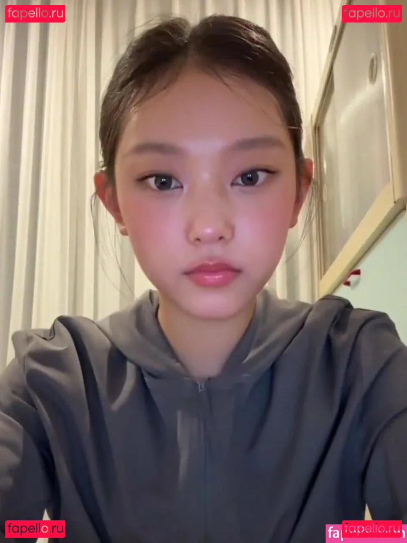 Haerin Onlyfans Photo Gallery 