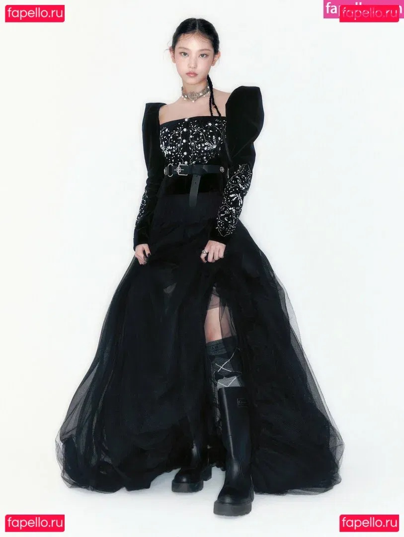 Haerin Onlyfans Photo Gallery 