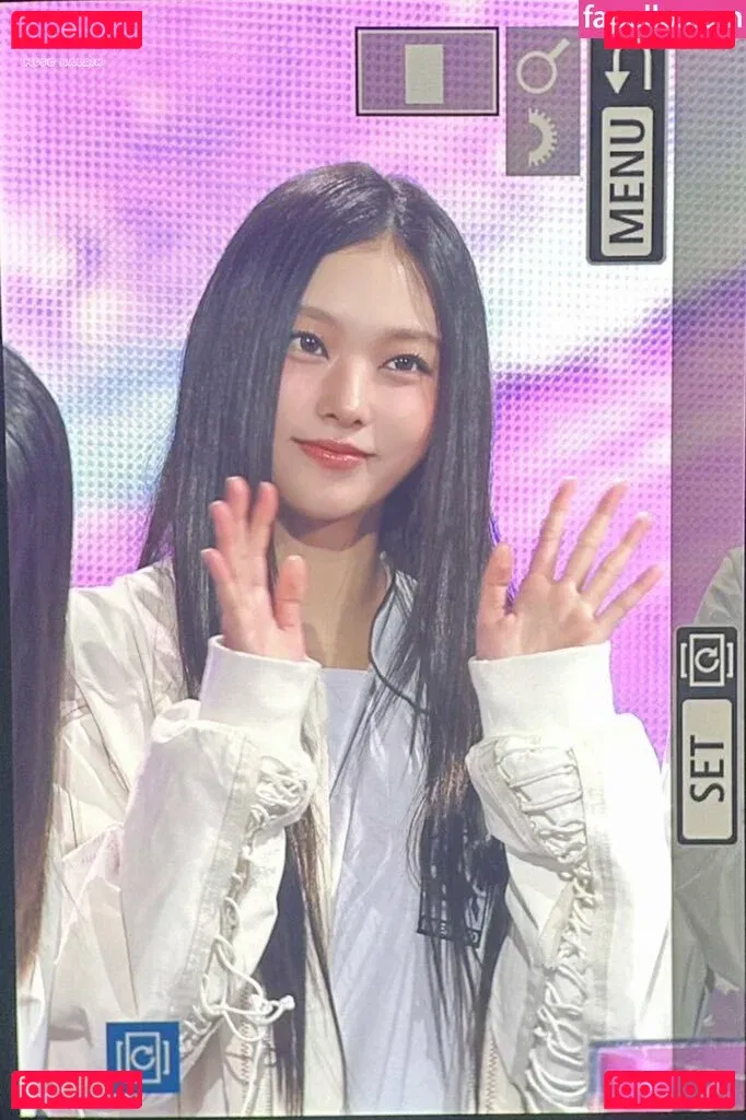 Haerin Onlyfans Photo Gallery 