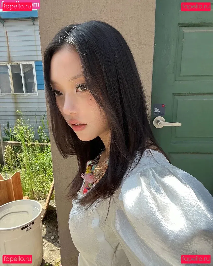 Haerin Onlyfans Photo Gallery 