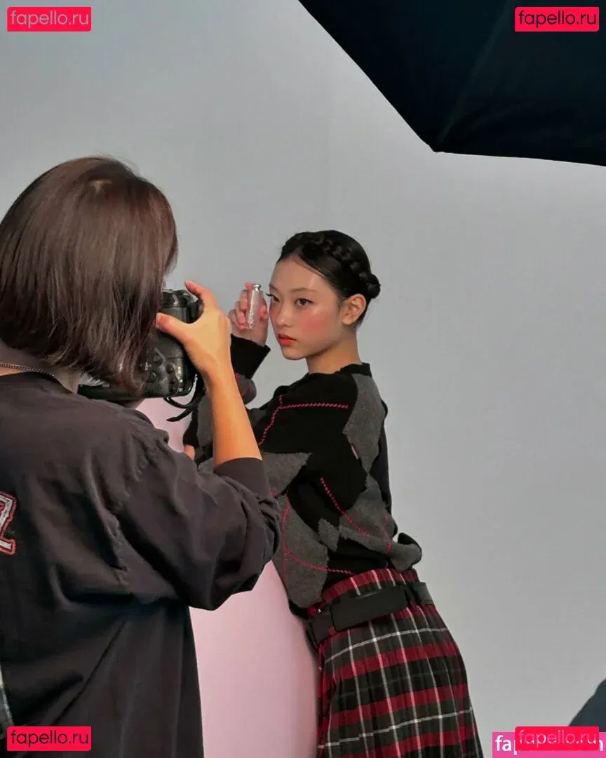 Haerin Onlyfans Photo Gallery 