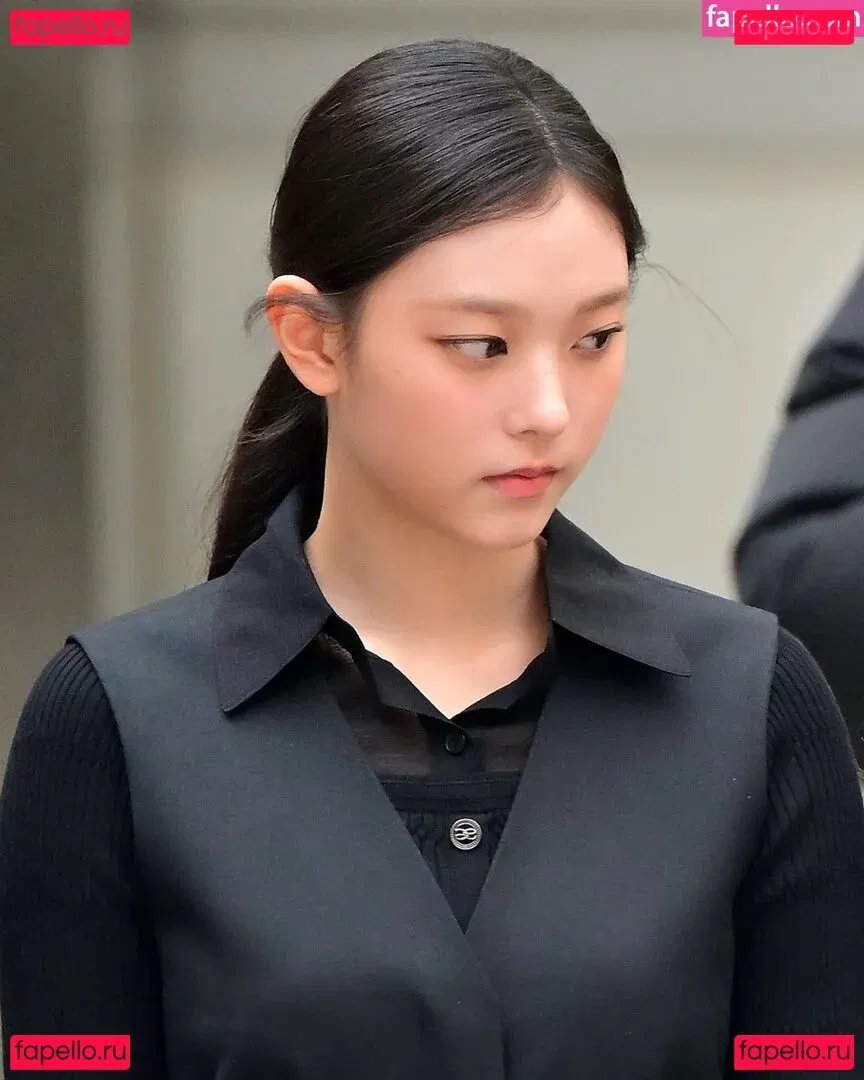 Haerin Onlyfans Photo Gallery 