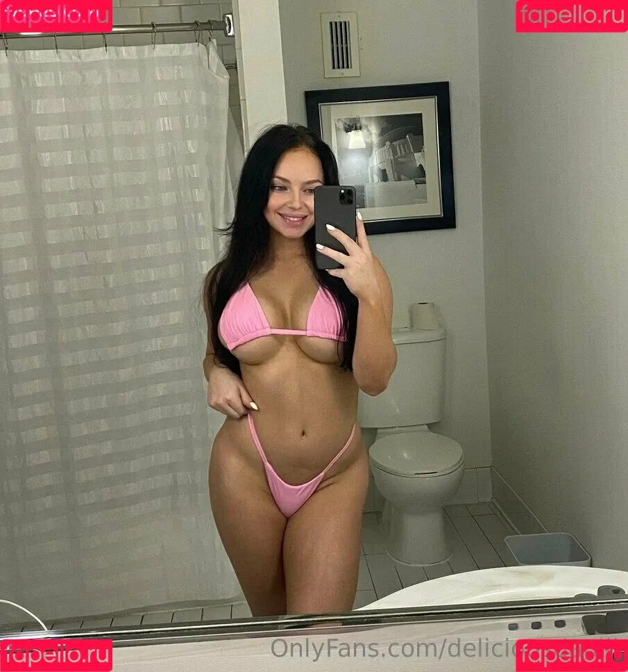 Dani Phelps Onlyfans Photo Gallery 