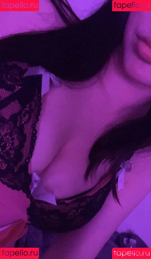 iloveglitt3r Onlyfans Photo Gallery 