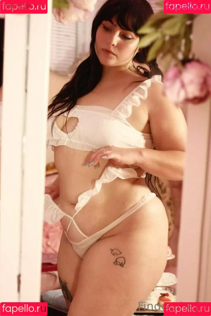 femdomhella Onlyfans Photo Gallery 