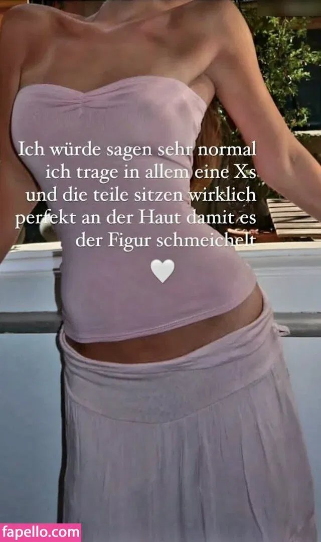 Zoe Kaeppele Onlyfans Photo Gallery 