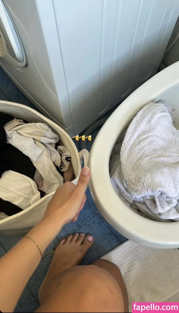 Zoe Kaeppele Onlyfans Photo Gallery 