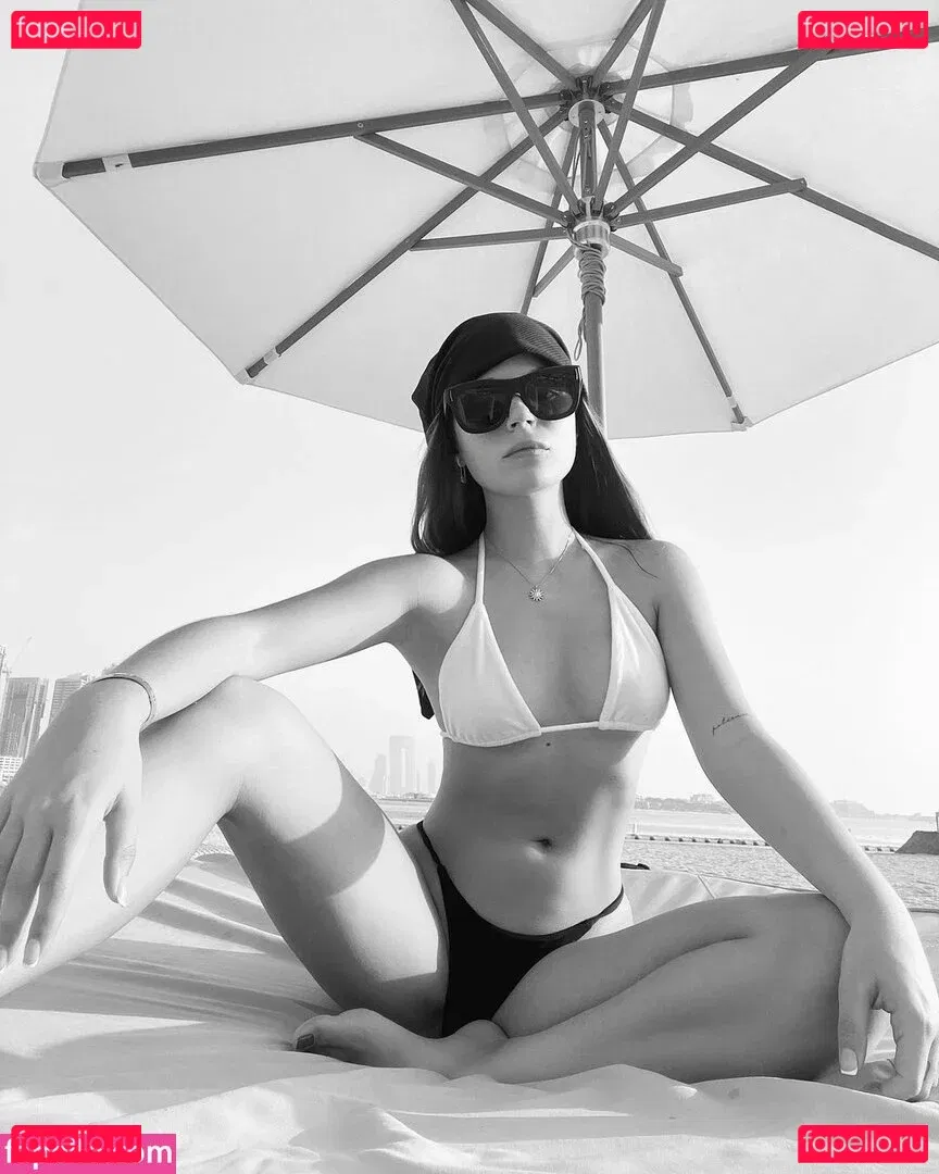 Sasha Spilberg Onlyfans Photo Gallery 