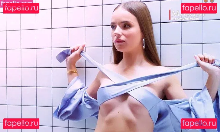 Sasha Spilberg Onlyfans Photo Gallery 