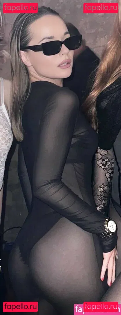 Sasha Spilberg Onlyfans Photo Gallery 