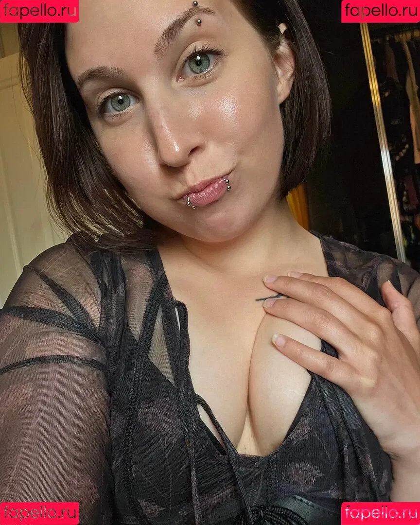 Aleena Laced Onlyfans Photo Gallery 