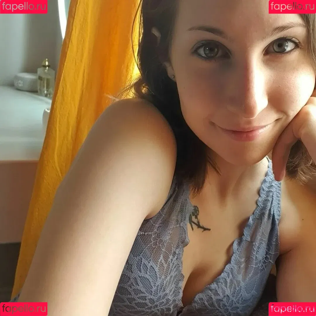 Aleena Laced Onlyfans Photo Gallery 