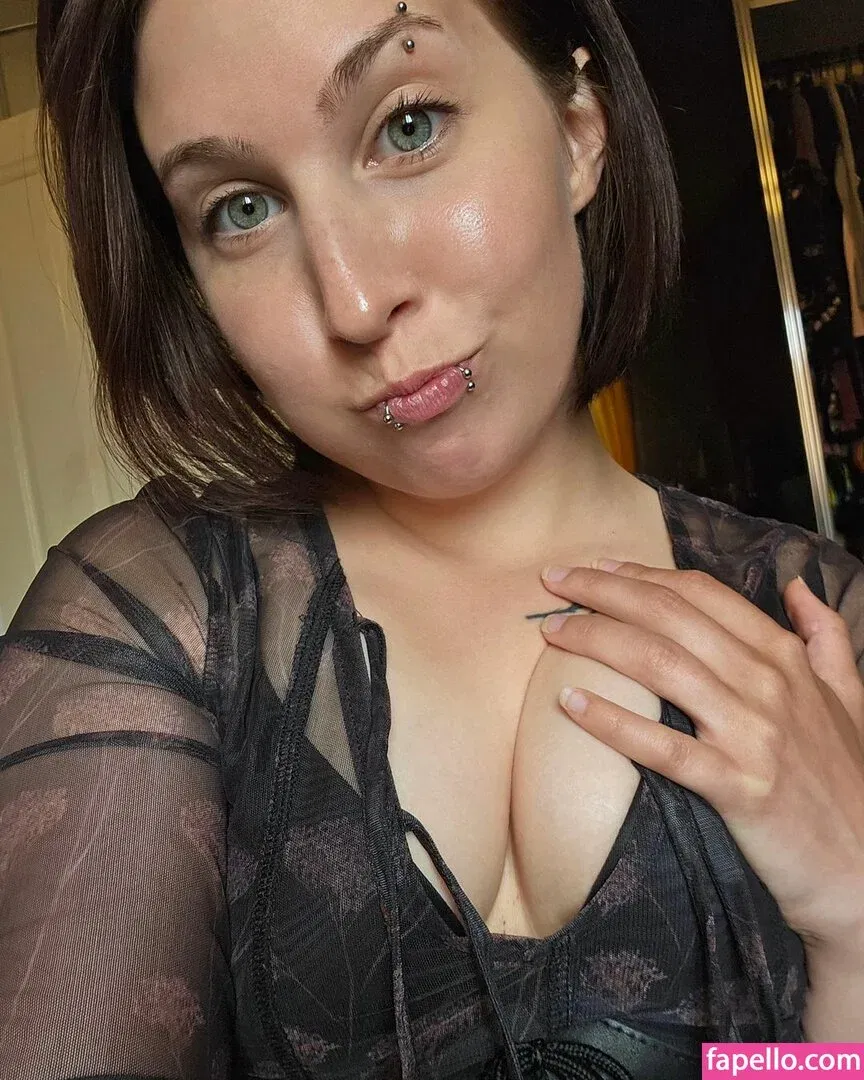 Aleena Laced Onlyfans Photo Gallery 