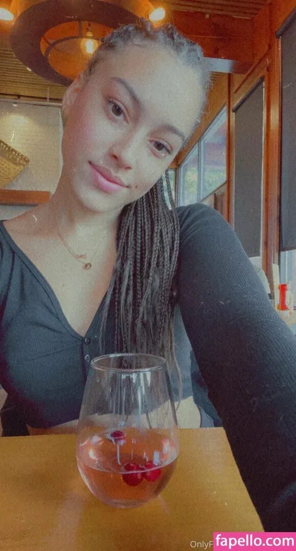 Kori Robinson Onlyfans Photo Gallery 