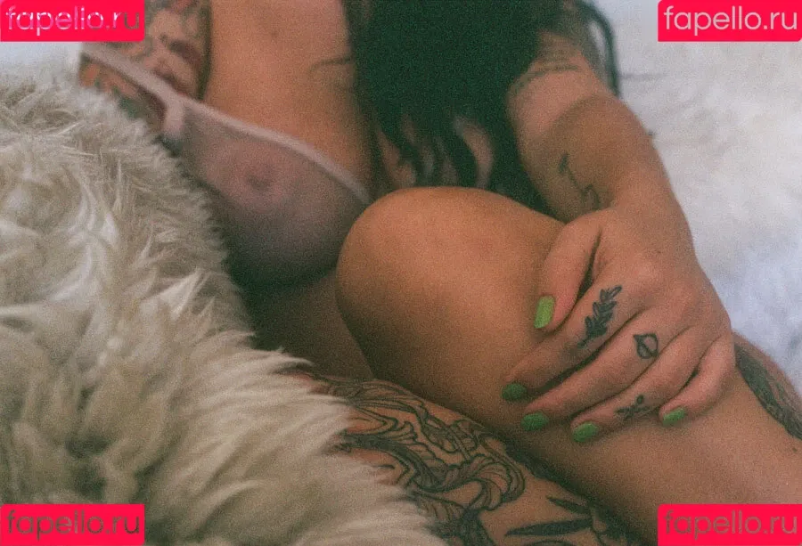 Joanna Sapphire Onlyfans Photo Gallery 