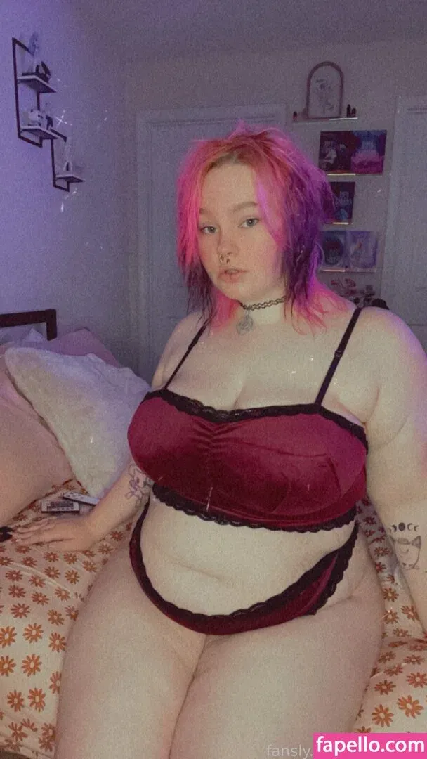 SoftGutzz Onlyfans Photo Gallery 