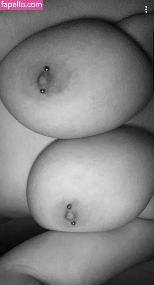 Chloe Whitham Onlyfans Photo Gallery 