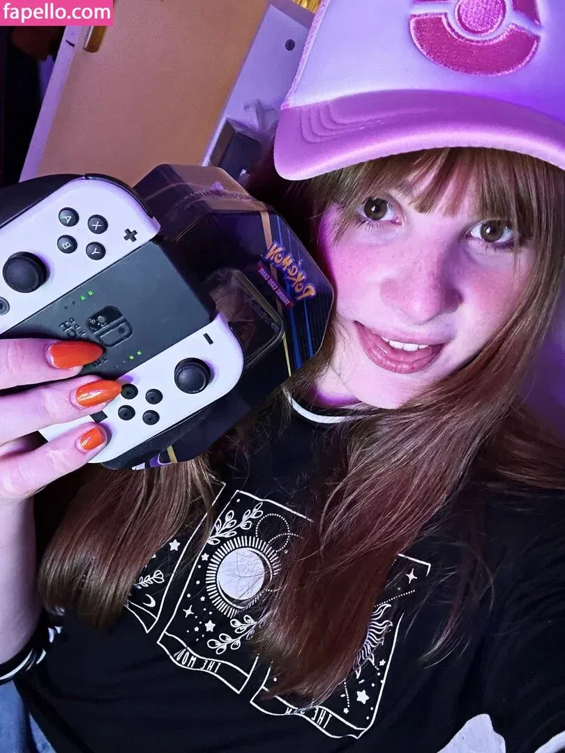 June Fembug Onlyfans Photo Gallery 